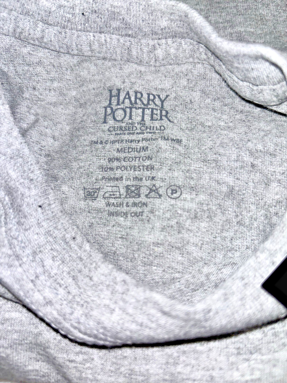 Size M Harry Potter And The Cursed Child Gryffindor Logo Gray Unisex T-Shirt NEW